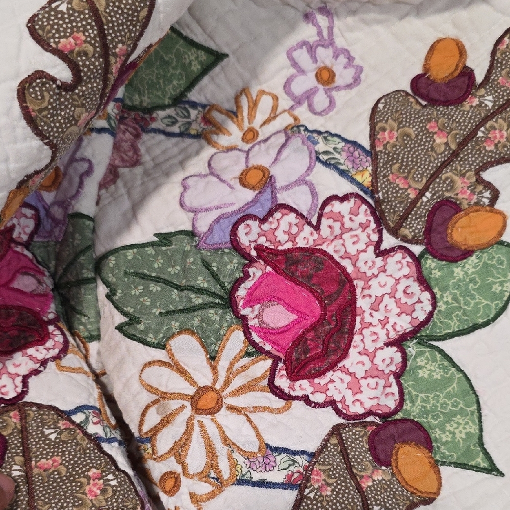 Vintage Handmade Floral Quilt Limited Edition 1864 Of 5000